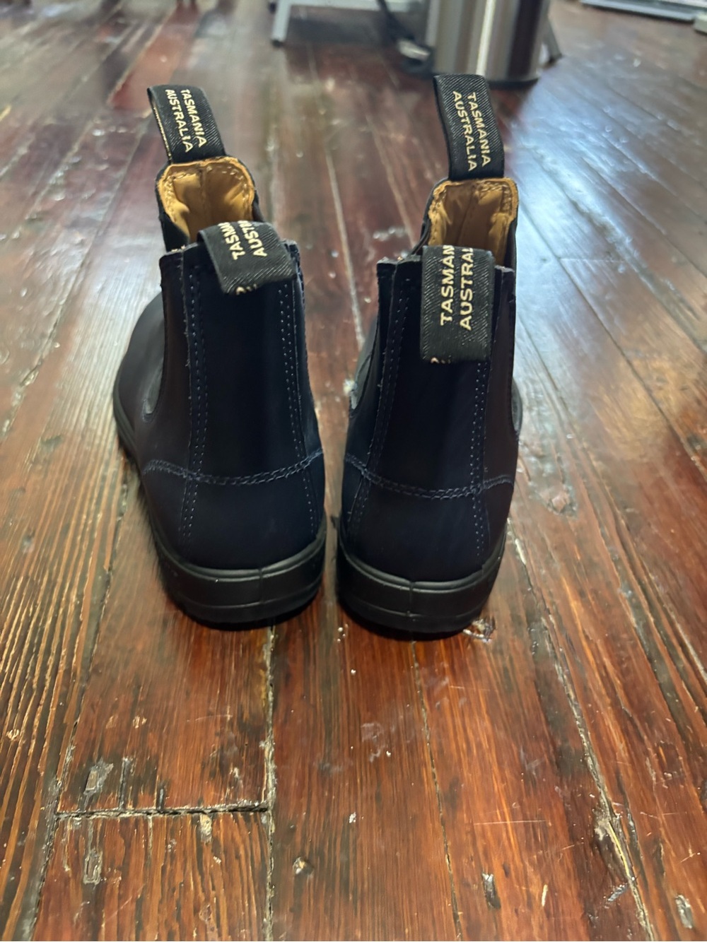 Like new Blundstone 2246 in Classic Navy, US Women’s 8 - Picture 7 of 8